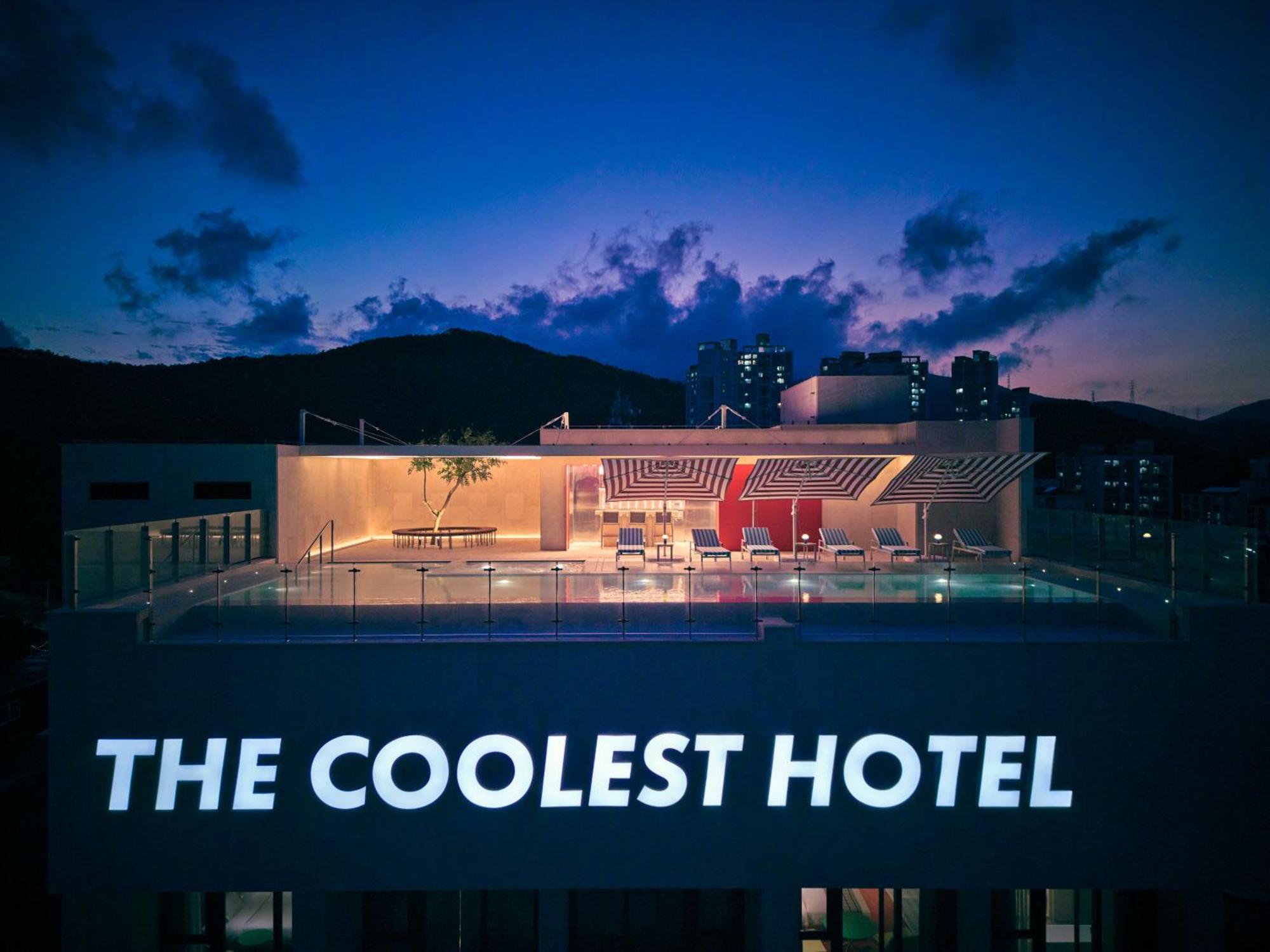 The Coolest Hotel Пусан Екстериор снимка