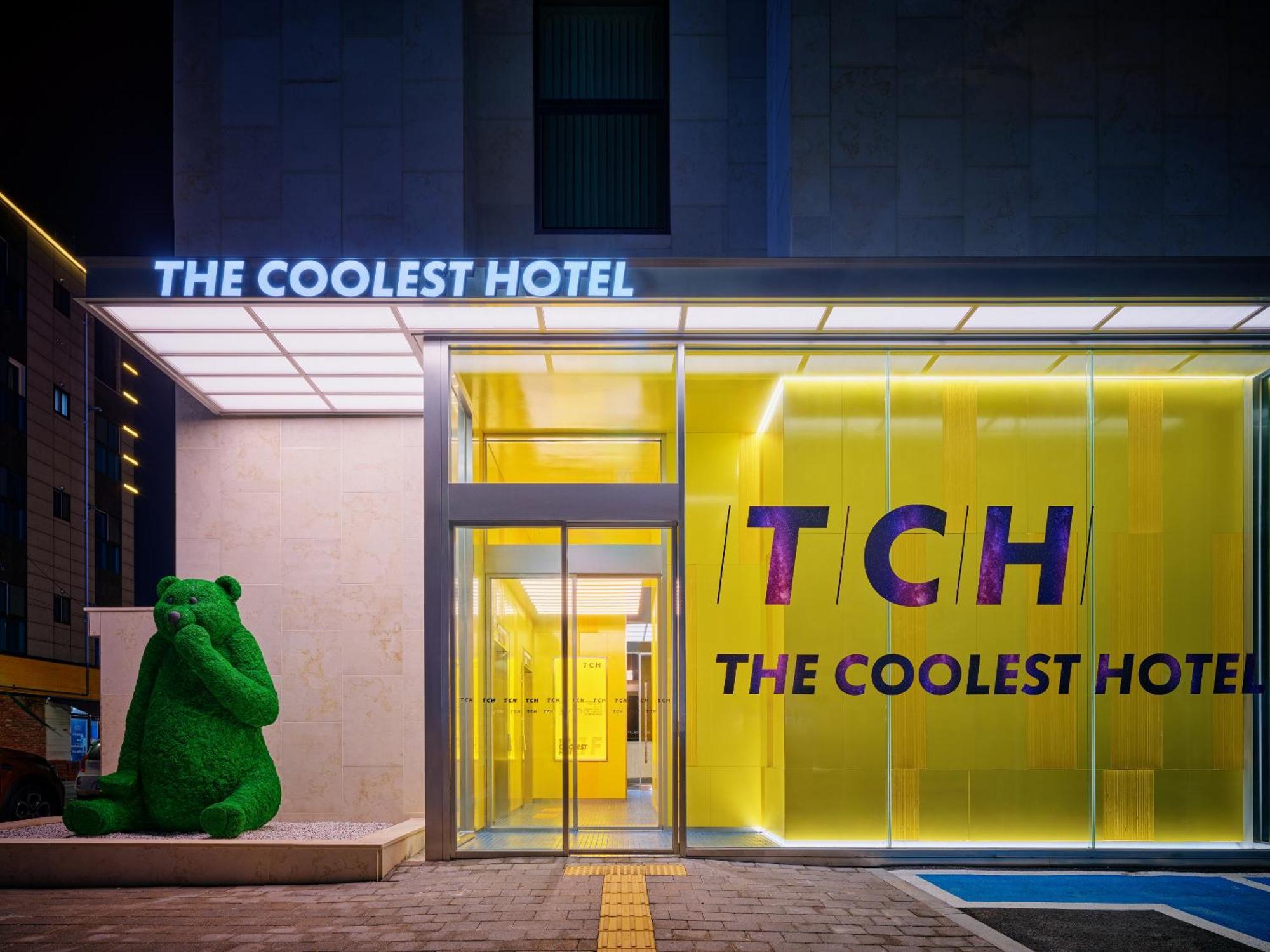 The Coolest Hotel Пусан Екстериор снимка