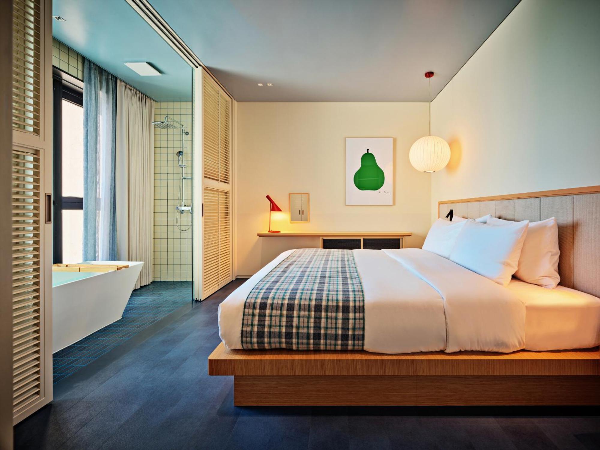 The Coolest Hotel Пусан Екстериор снимка