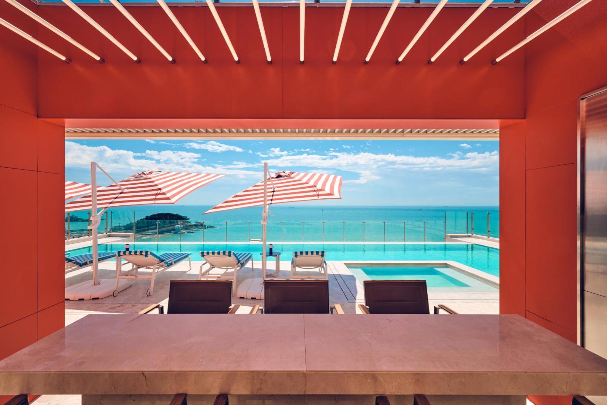 The Coolest Hotel Пусан Екстериор снимка